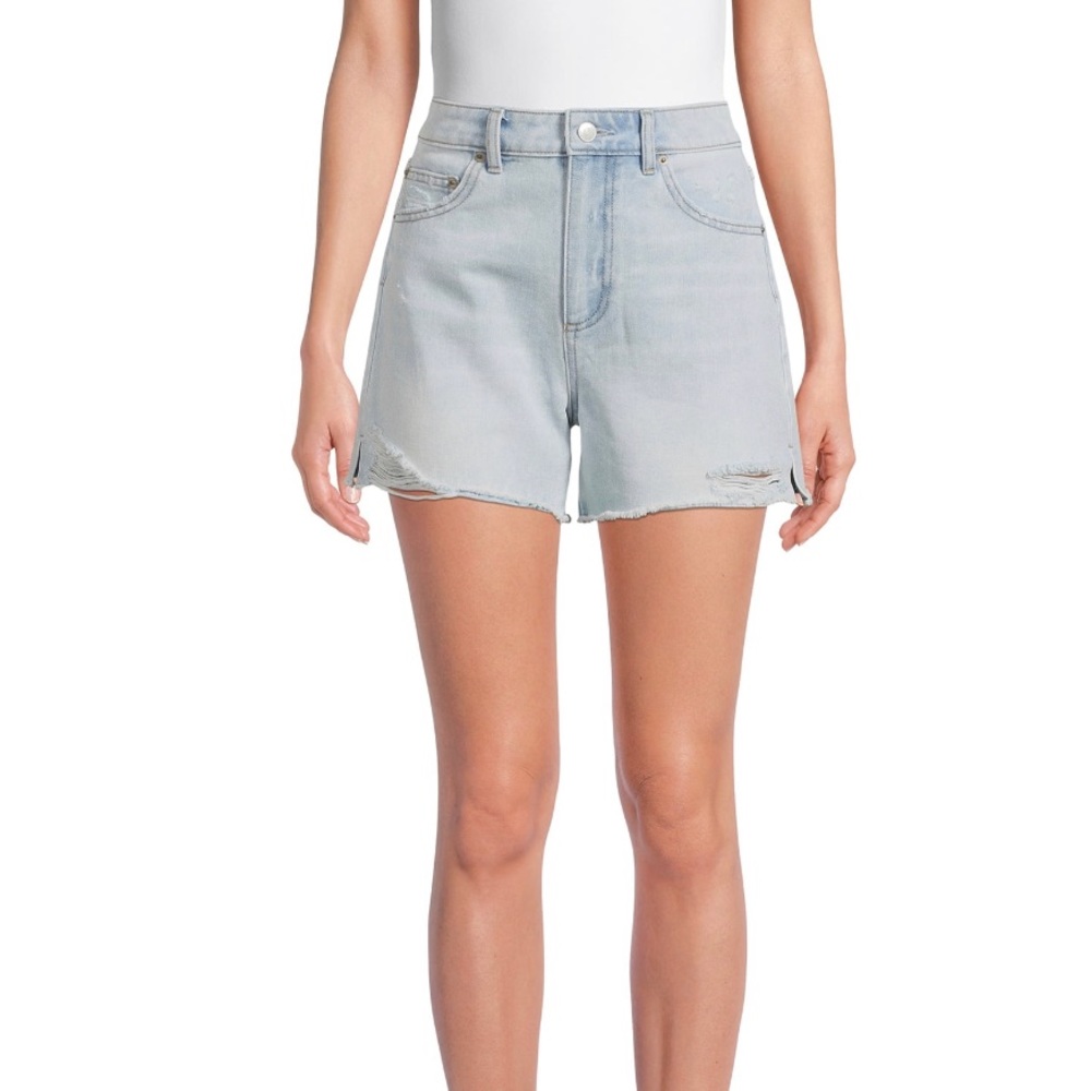 No boundaries high waisted shorts